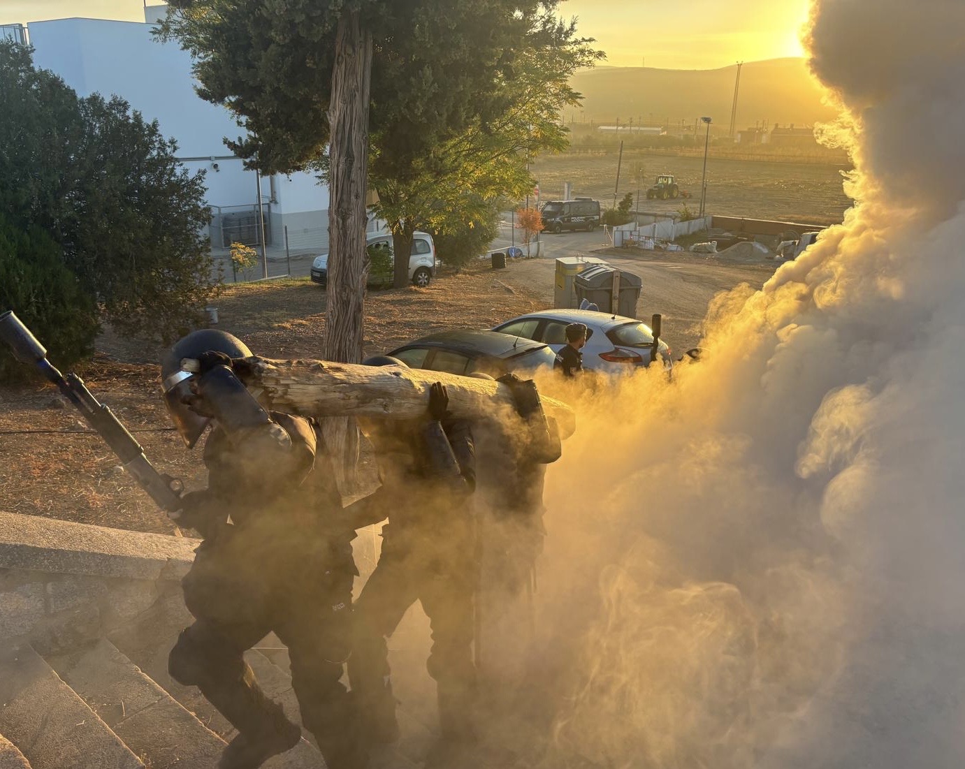 Entrenamiento de UIP en ejercicio con humo