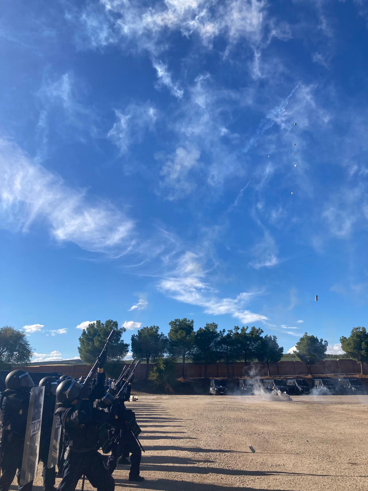 Prácticas de tiro y entrenamiento operativo UIP